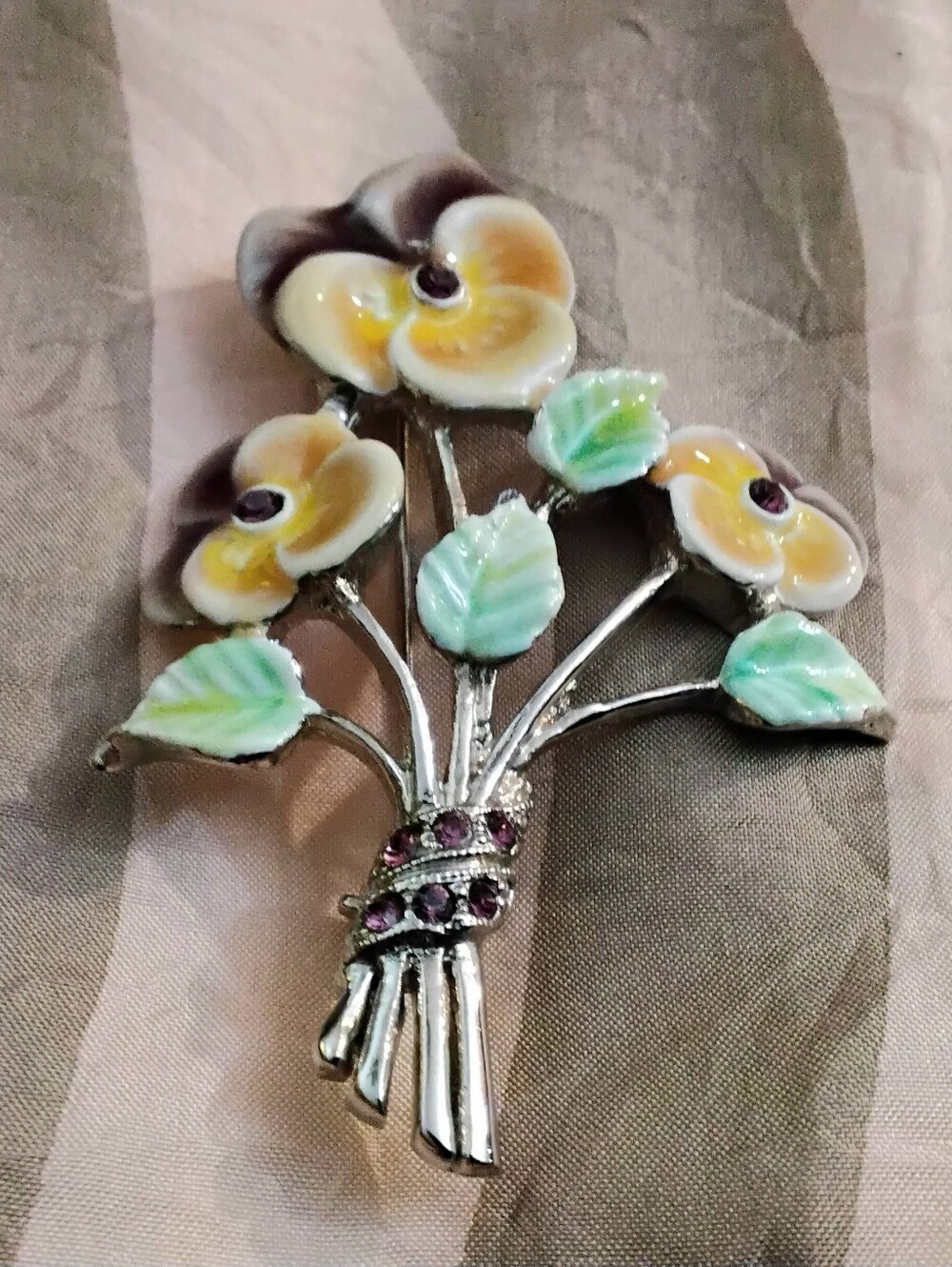 Vintage Monet Enameled Pansy Bouquet Brooch/pin
